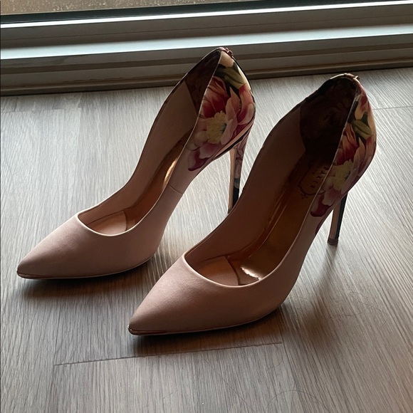 Ted Baker London Blush and Floral Heels - Picture 5 of 6